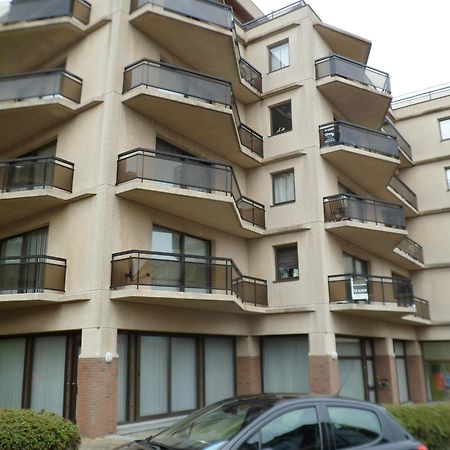 Appartement Residentie Amadeus Met Garage Sint-Idesbald Exterior photo